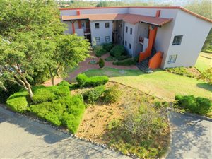 2 Bed Apartment in Jackal Creek Golf Estate