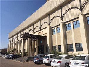 18981 m² Industrial space in Meadowdale