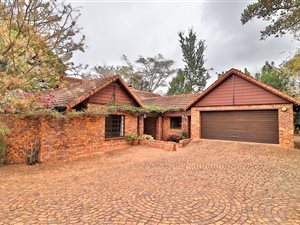 3 Bed House in White River Country Estate