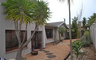 3 Bedroom House in Rosendal