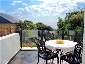 3 Bed Apartment in Mossel Bay Central
