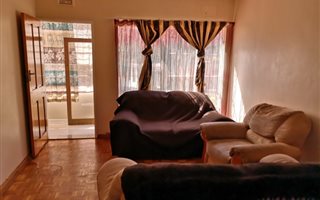 2.5 Bedroom Apartment in Pinetown Central