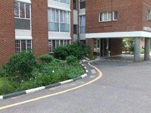 2 Bed Apartment in Pinetown Central