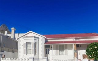 2 Bedroom House in Fresnaye