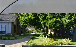 180 m² Commercial space in Safari Gardens