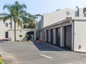 3 Bedroom Duplex in Prospect Hall