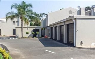 3 Bedroom Duplex in Prospect Hall