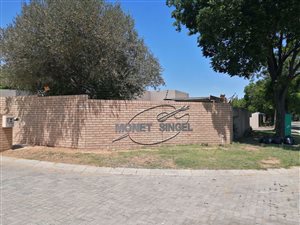 639 m² Land available in Sasolburg