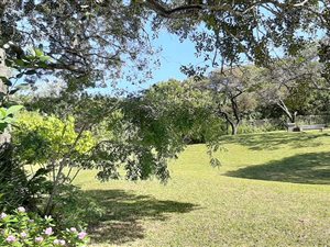 800 m² Land available in Cintsa