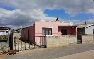 3 Bedroom House in Avian Park