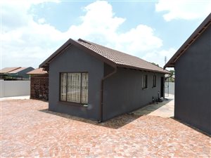 3 Bed House in Payneville