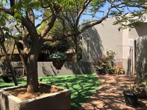 3 Bed Townhouse in Constantia Park