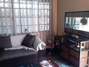 2 Bed House in Elandspoort