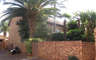 2 Bedroom Townhouse in Hennopspark