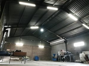 591 m² Industrial space in Florida