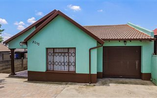 3 Bedroom House in Ebony Park