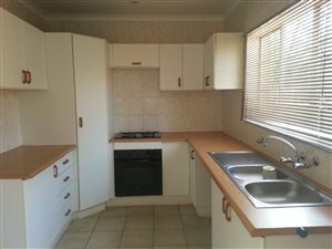 2 Bed Townhouse in Radiokop