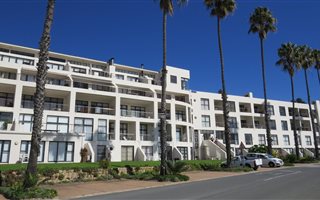 2 Bedroom Apartment in Santos Bay