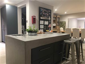 6 Bed House in Bedfordview