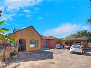 10 Bedroom House in Bakerton