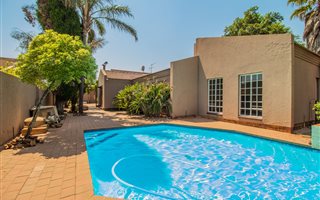 3 Bedroom House in Libradene