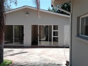 6 Bedroom House in Parkmore