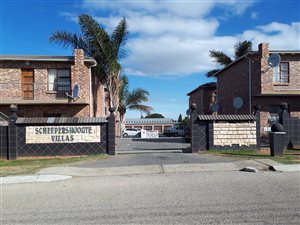 2 Bedroom Flat in Scheepers Heights