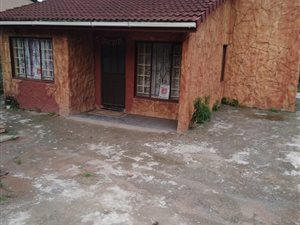 3 Bed House in Trenance Park