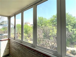 2 Bed Apartment in Parktown