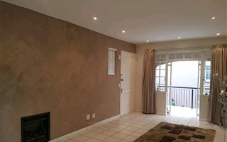 2 Bedroom Townhouse in Parktown