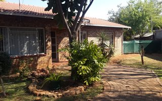 3 Bedroom House in Pacaltsdorp