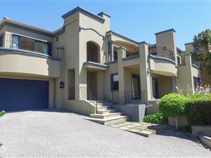 9 Bed House in Seaside Longships