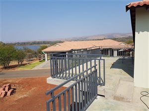 4 Bed House in Buffelspoort