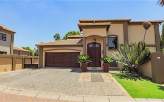 3 Bedroom Cluster in Lakefield