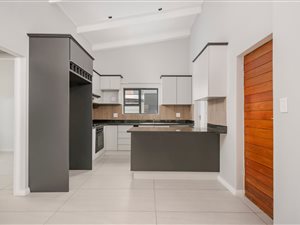 3 Bed House in Parsons Ridge