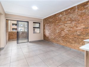 2 Bed Apartment in Pomona