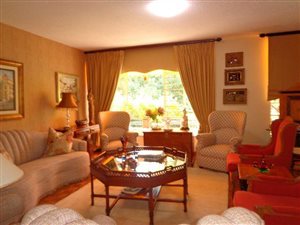 3 Bed Apartment in Groenkloof