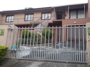 4 Bedroom House in Ocean View