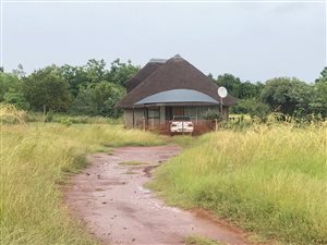 11.2 ha Farm in Mooinooi