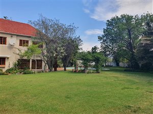 4 Bed House in Queenstown Central