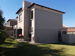 3 Bed House in Amberfield