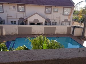 2 Bed Apartment in Rewlatch