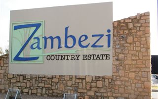 815 m² Land available in Zambezi Country Estate