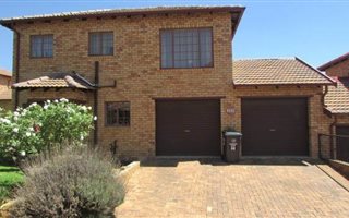3 Bedroom Duplex in Alberton
