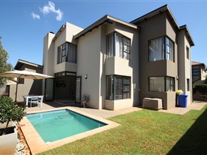 3 Bed House in Olympus AH