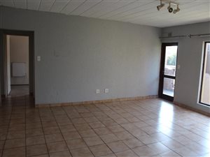 2 Bed Apartment in Lakefield