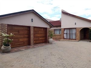 3 Bed House in Lethlabile