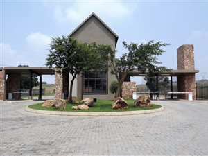 1200 m² Land available in Heidelberg Central