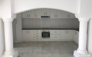 4 Bedroom Townhouse in Wilkoppies