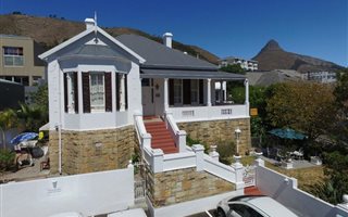 20 Bedroom House in Three Anchor Bay
